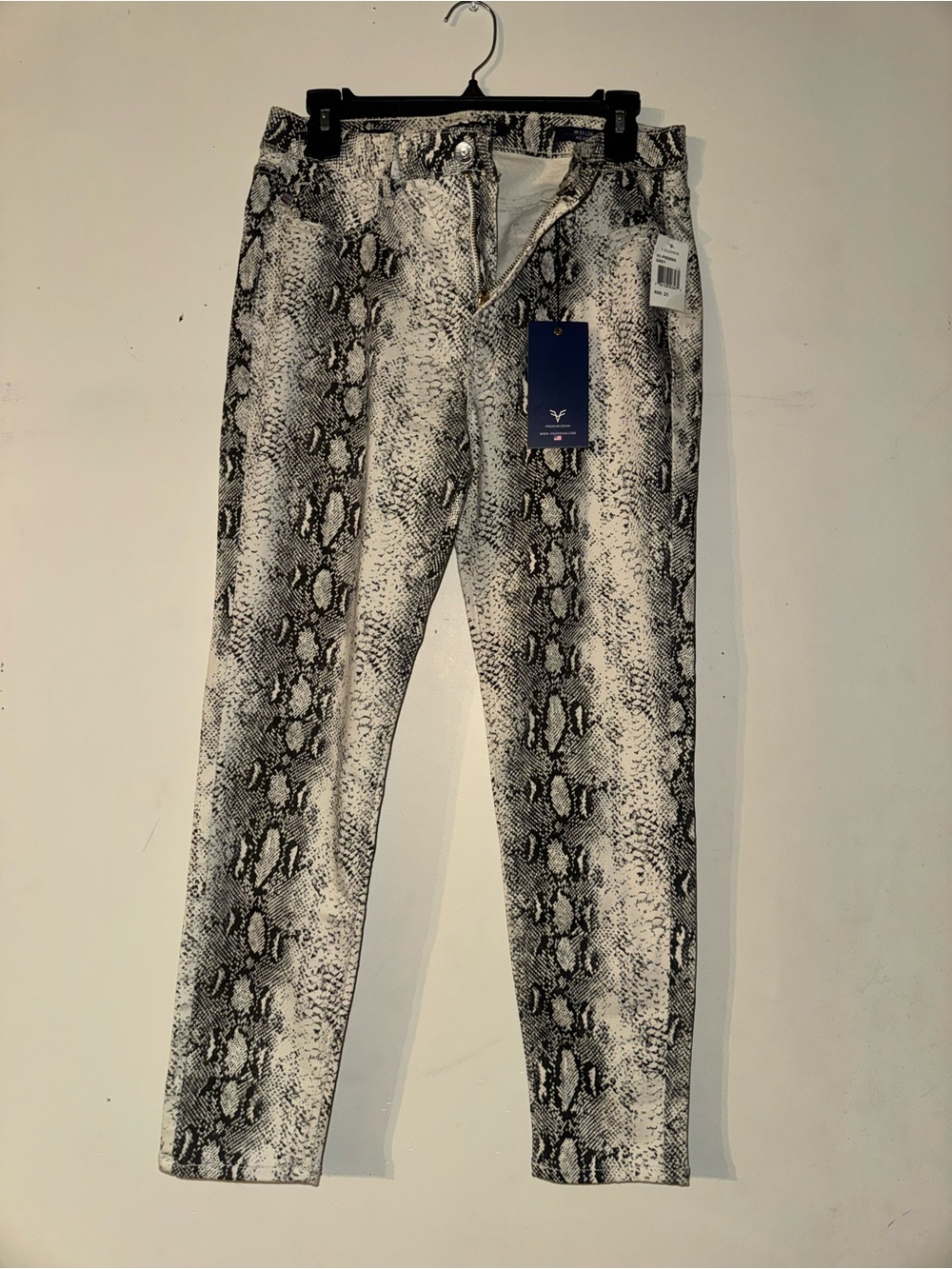 ‼️SALE‼️ Vigoss Snake Print Skinny Pants